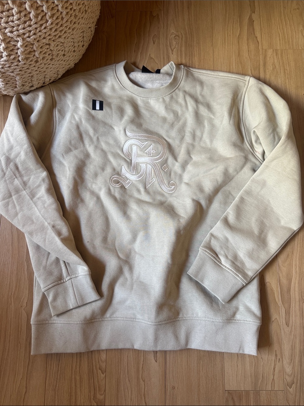 WHITESPACE St Regis Aspen Crewneck